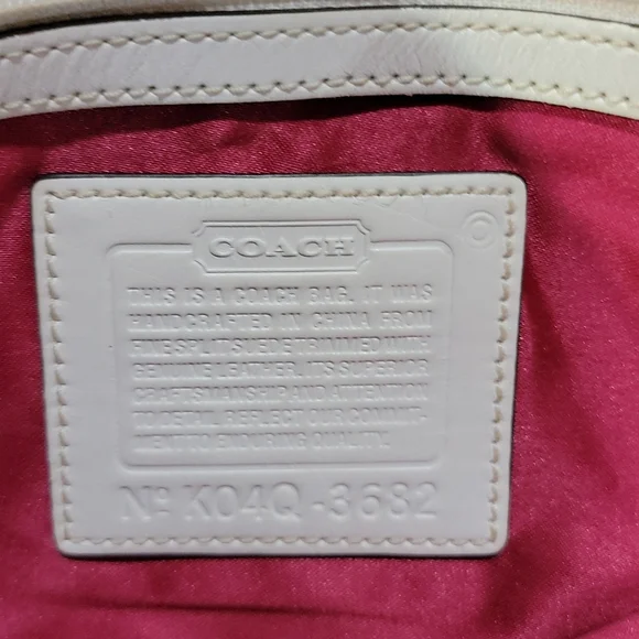 Rare Coach Suede Handbag - Picture 5 of 8